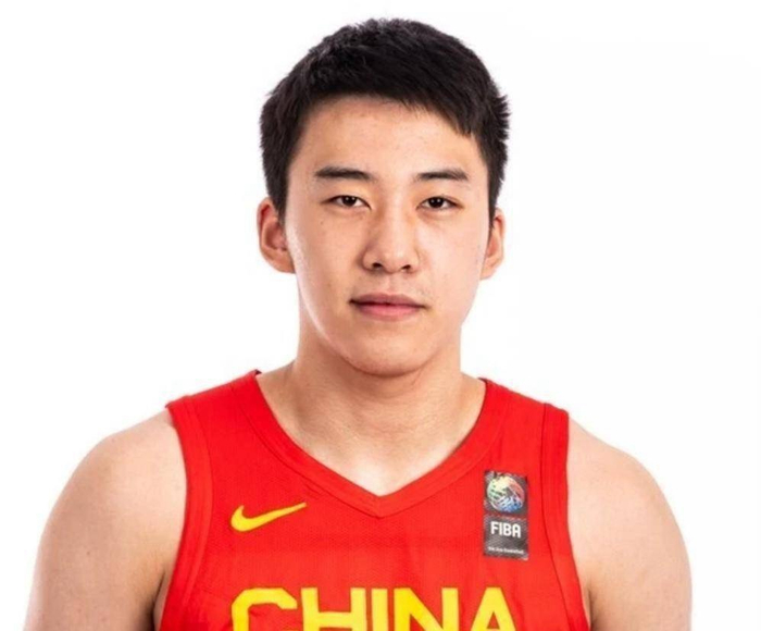 乐鱼-王俊杰展现全面锋线实力，跳投三分技术扎实|FIBA|美如画|自主|能力_新浪体育_新浪新闻